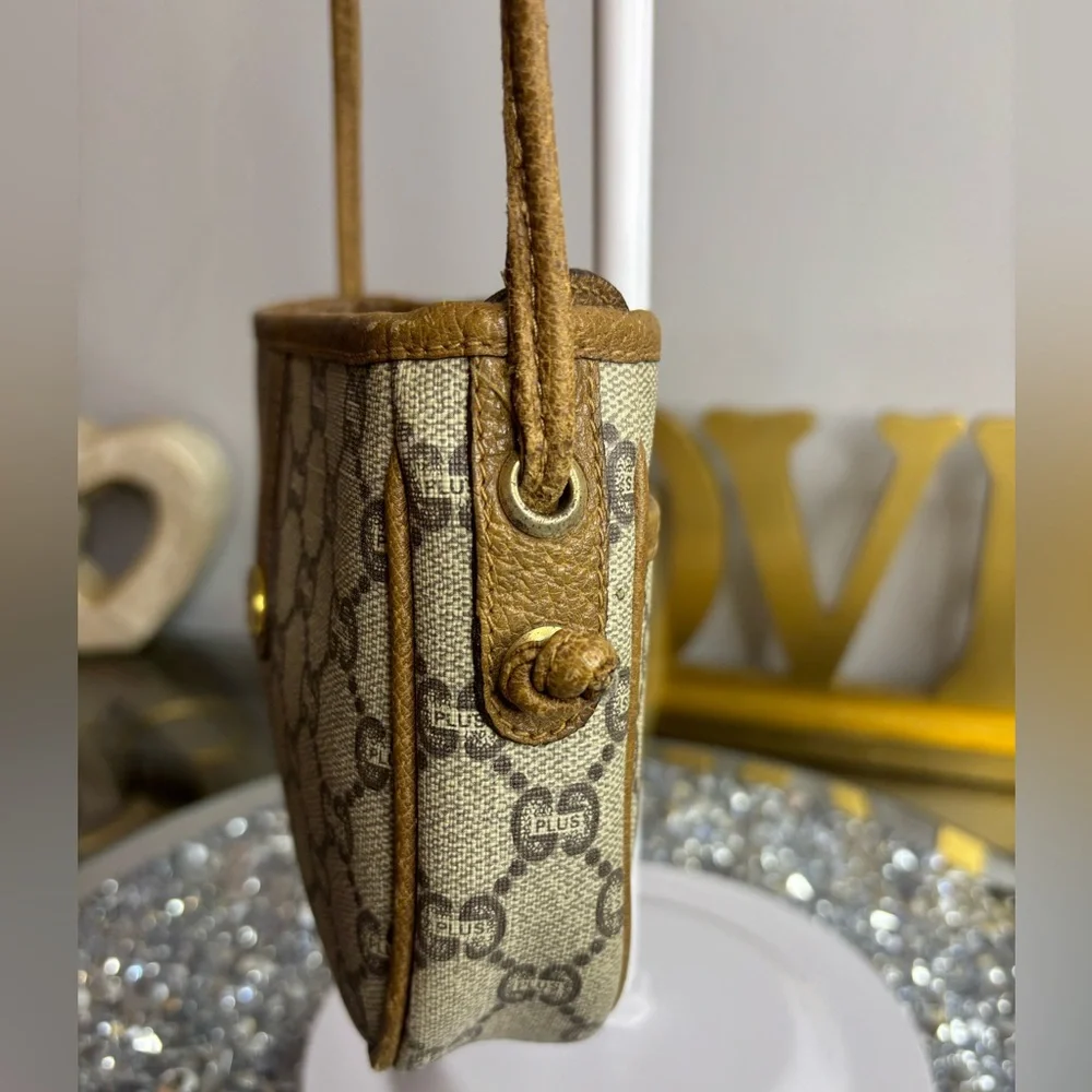 Gucci vintage 1980s "Plus" shoulder bag EUC - Picture 7 of 14